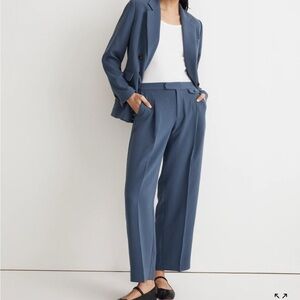Chic Blue Wide-Leg Trousers for Stylish Outings